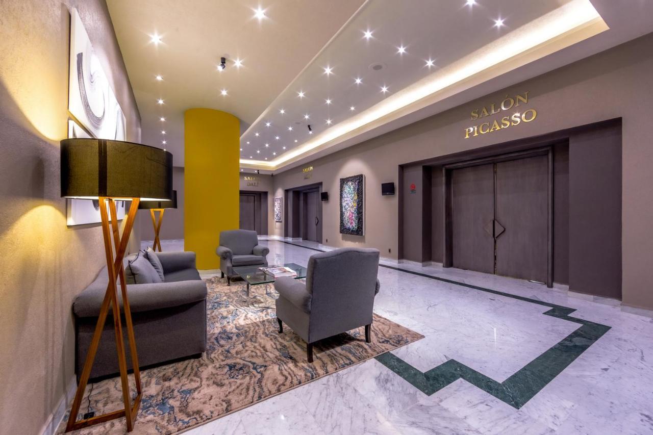 Отель La Joya Pachuca Экстерьер фото The lobby of the hotel